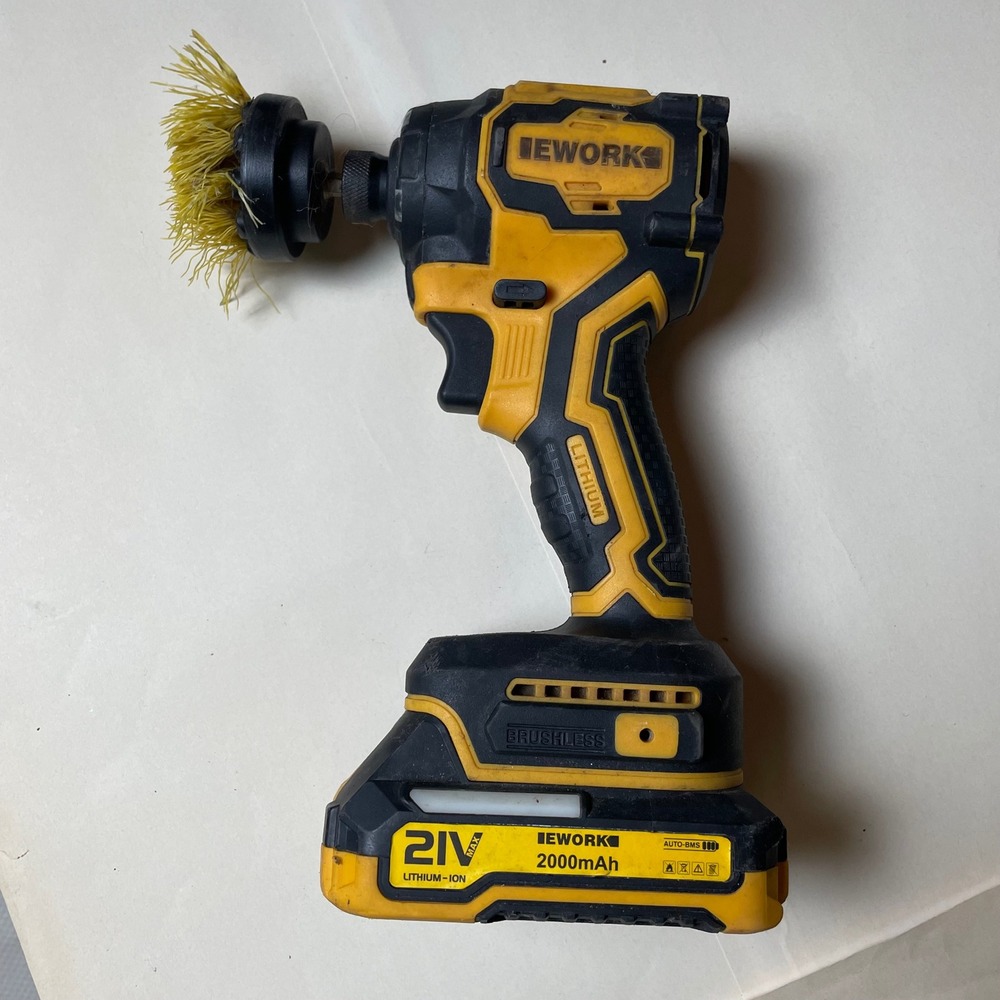IEWORK 21V‎ Power Scrubber Brushless Cordless Drill Cleaning Tool Yellow Black - Picture 2 of 3